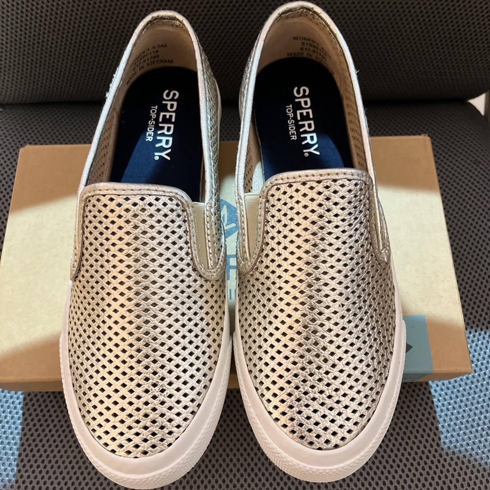 Sperry Women’s Seaside Perf Leather Shoes, Pewter, Brand New with Box